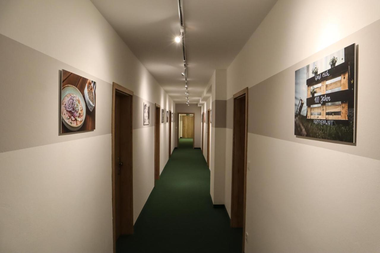 Gasthof Zur Bruecke Kaufering Buitenkant foto